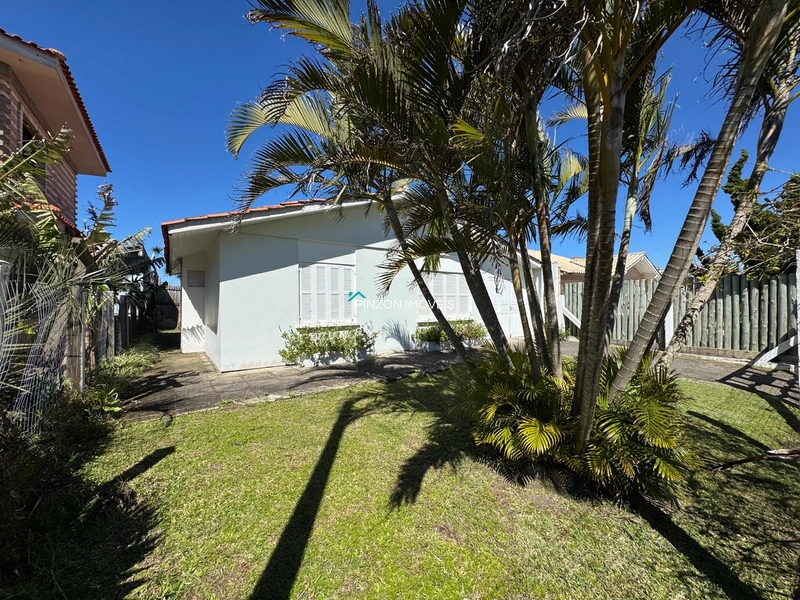 CASA NA AVENIDA: 2ª foto da galeria de imagens do imóvel