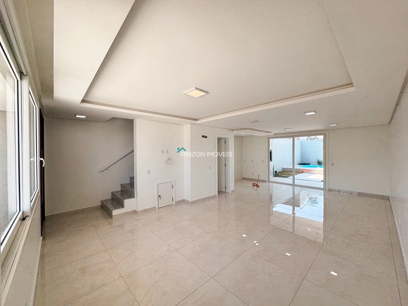 DUPLEX COM PISCINA A 50M DO CENTRINHO DE ATLÂNTIDA SUL: 6ª foto da galeria de imagens do imóvel