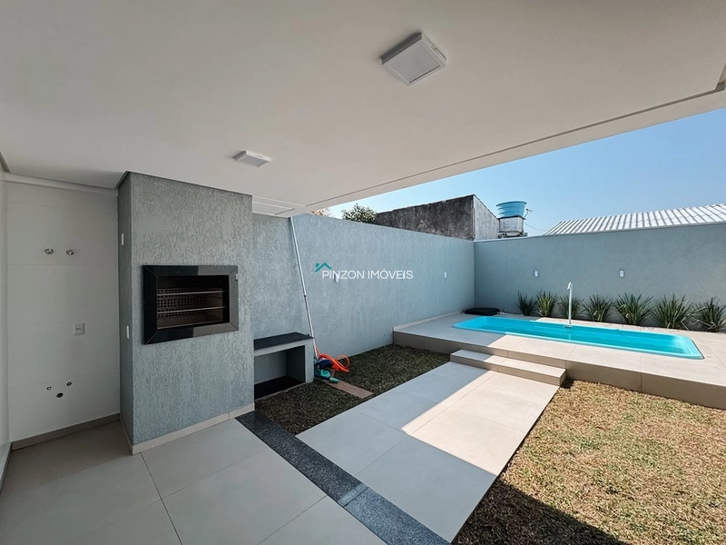 DUPLEX COM PISCINA A 50M DO CENTRINHO DE ATLÂNTIDA SUL: 3ª foto da galeria de imagens do imóvel