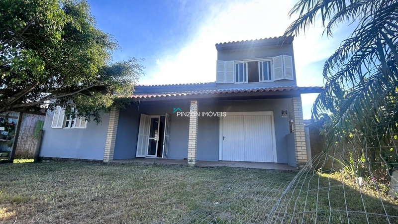 CASA NO BALNEÁRIO ATLÂNTICO EM ARROIO DO SAL: 1ª foto da galeria de imagens do imóvel