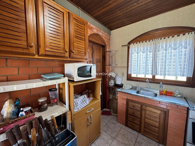 CASA PRÓXIMO AO CENTRO: 13ª foto da galeria de imagens do imóvel