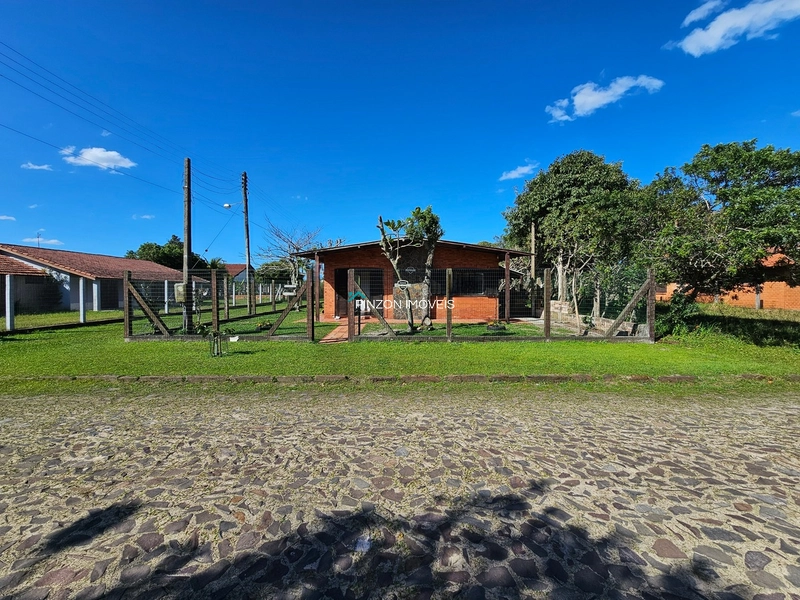 IMÓVEL A 350 METROS DO MAR NO BALNEÁRIO BOM JESUS - ARROIO DO SAL!: 1ª foto da galeria de imagens do imóvel