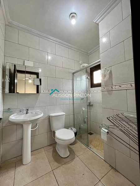 CASA COM PISCINA A 100M DA PRAIA.: 3ª foto da galeria de imagens do imóvel