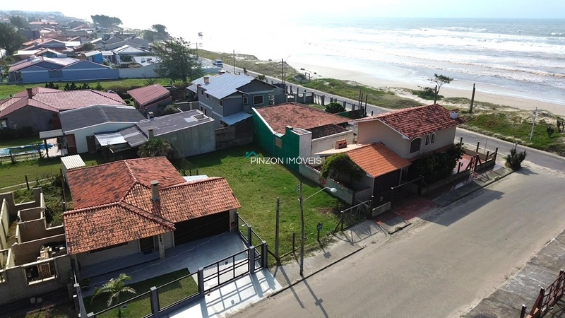 TERRENO A 50 METROS DO MAR: 6ª foto da galeria de imagens do imóvel