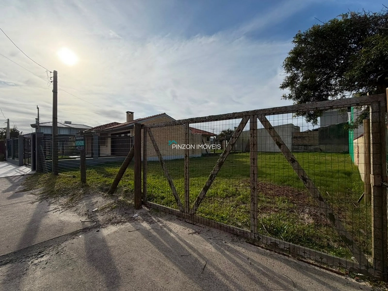 TERRENO A 50 METROS DO MAR: 4ª foto da galeria de imagens do imóvel