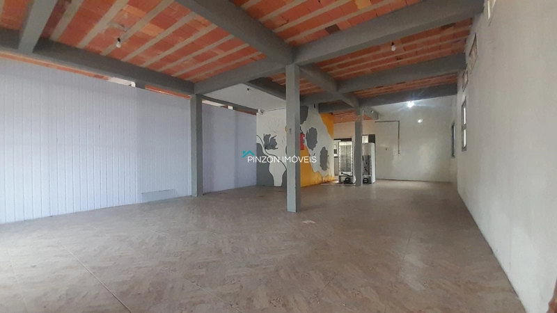 SOBRADO RESIDENCIAL E COMERCIAL EM LOCALIZAÇÃO ESTRATÉGICA NO LITORAL!: 7ª foto da galeria de imagens do imóvel