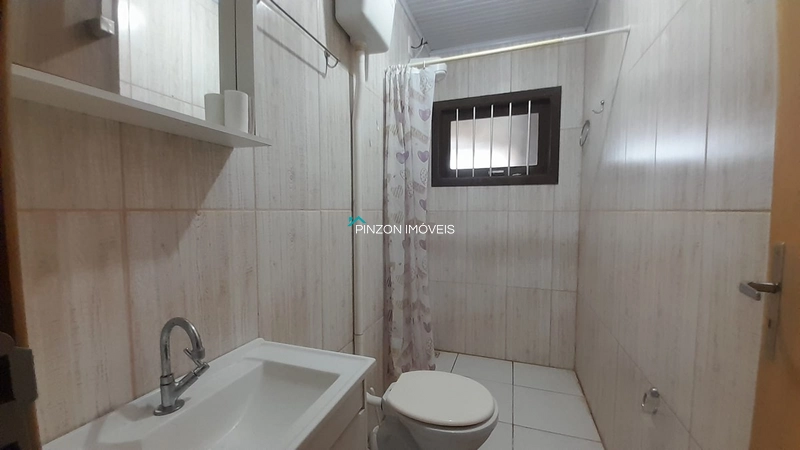 SOBRADO RESIDENCIAL E COMERCIAL EM LOCALIZAÇÃO ESTRATÉGICA NO LITORAL!: 27ª foto da galeria de imagens do imóvel