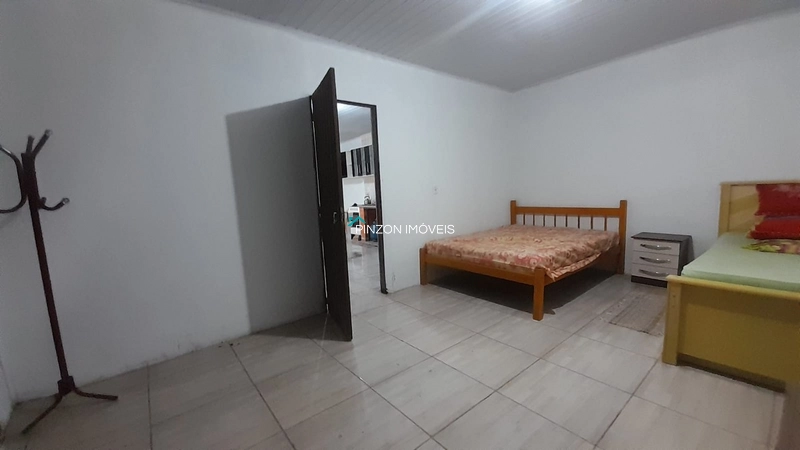SOBRADO RESIDENCIAL E COMERCIAL EM LOCALIZAÇÃO ESTRATÉGICA NO LITORAL!: 21ª foto da galeria de imagens do imóvel