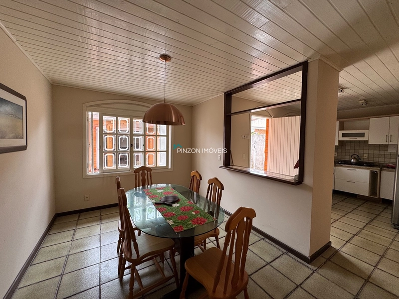 SOBRADO PRÓXIMO DA PRAIA COM 04 DORMITÓRIOS E ANEXO GOURMET EM XANGRI-LÁ – ORIENTAÇÃO CARDEAL LESTE: 9ª foto da galeria de imagens do imóvel
