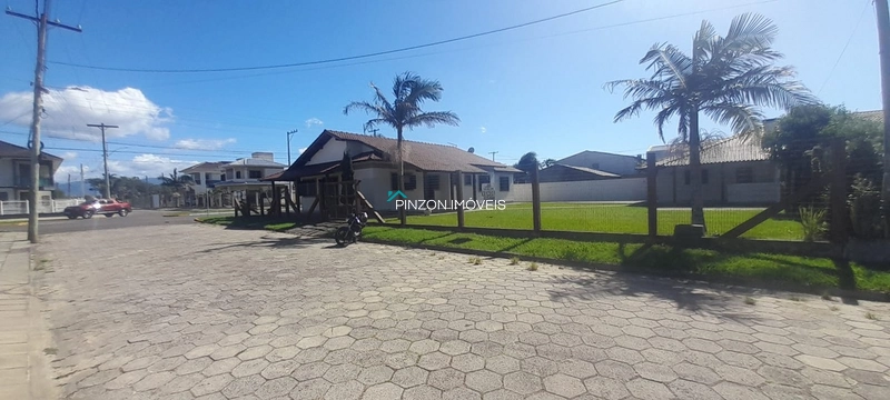 CASA NOVA, MOBILIADA E EM TERRENO DUPLO: 38ª foto da galeria de imagens do imóvel