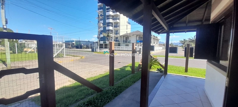 CASA NOVA, MOBILIADA E EM TERRENO DUPLO: 46ª foto da galeria de imagens do imóvel