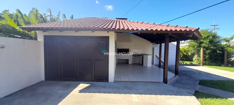 CASA NOVA, MOBILIADA E EM TERRENO DUPLO: 11ª foto da galeria de imagens do imóvel
