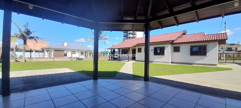 CASA NOVA, MOBILIADA E EM TERRENO DUPLO: 9ª foto da galeria de imagens do imóvel