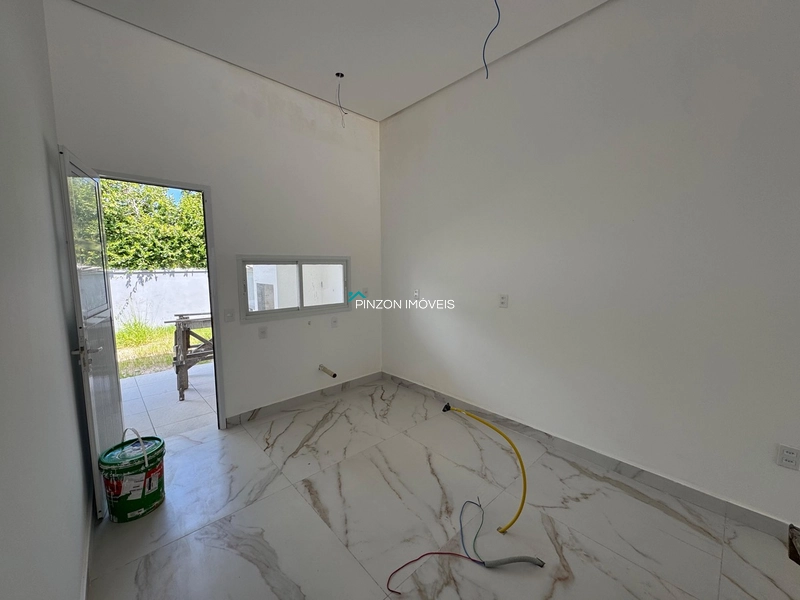 CASA NA AV. PARAGUASSÚ: 7ª foto da galeria de imagens do imóvel