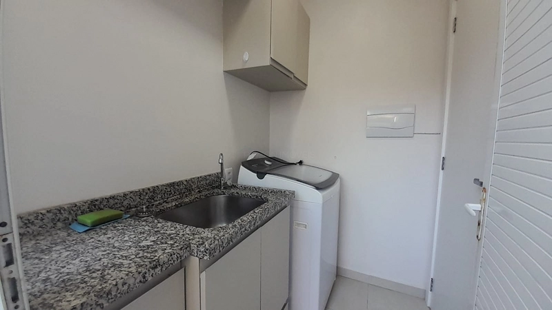 Casa de Alto Padrão a Apenas 1 Minuto da Praia em Arroio do Sal: 12ª foto da galeria de imagens do imóvel