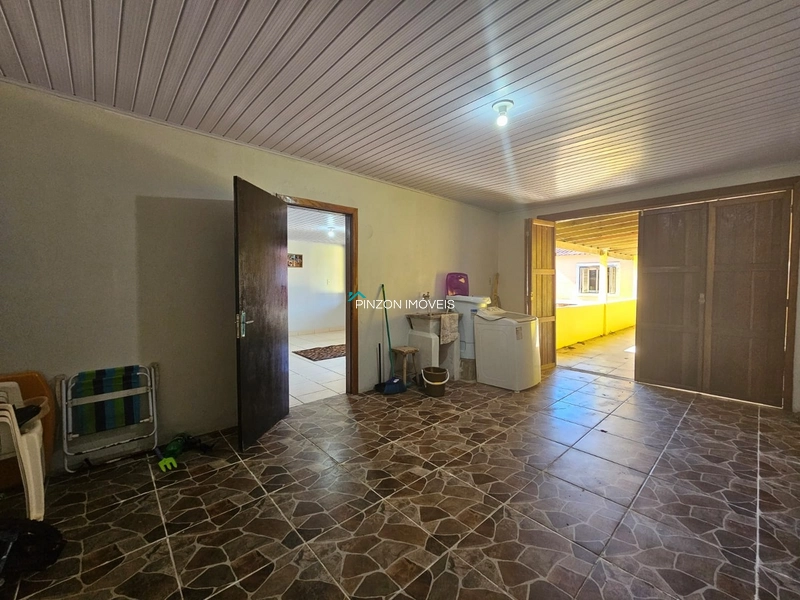 SUA CASA DE VERANEIO A APENAS 100 METROS DO MAR: 25ª foto da galeria de imagens do imóvel