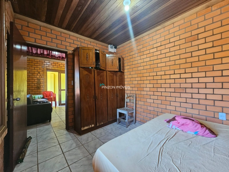 SUA CASA DE VERANEIO A APENAS 100 METROS DO MAR: 17ª foto da galeria de imagens do imóvel