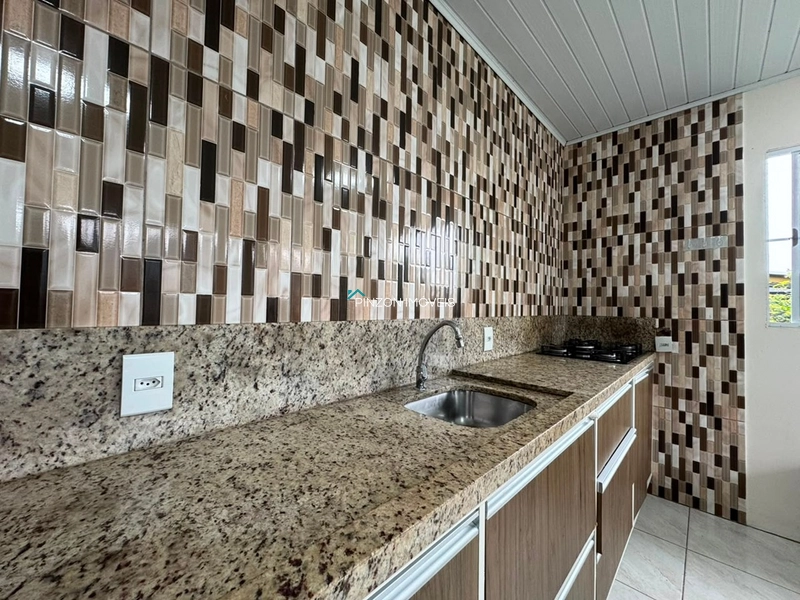CASA EM AVENIDA: 7ª foto da galeria de imagens do imóvel