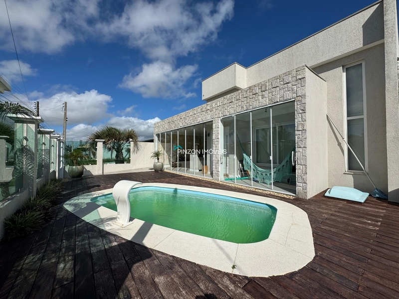 CASA COM 02 TERRENOS PRÓXIMA DA PRAIA: 2ª foto da galeria de imagens do imóvel
