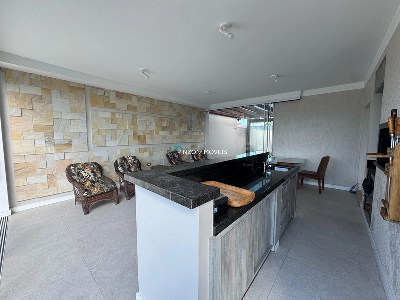 CASA COM 02 TERRENOS PRÓXIMA DA PRAIA: 11ª foto da galeria de imagens do imóvel
