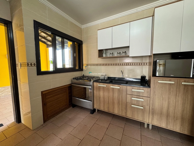 CASA A 50M DA PRAIA: 9ª foto da galeria de imagens do imóvel