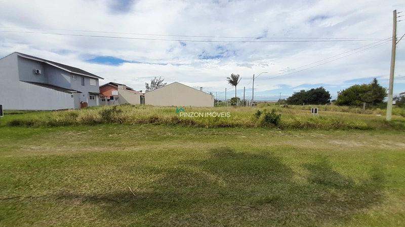 UMA OPORTUNIDADE RARA NA PRAIA PARAÍSO — TORRES!: 3ª foto da galeria de imagens do imóvel