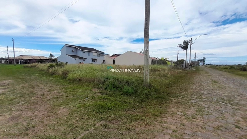 UMA OPORTUNIDADE RARA NA PRAIA PARAÍSO — TORRES!: 2ª foto da galeria de imagens do imóvel