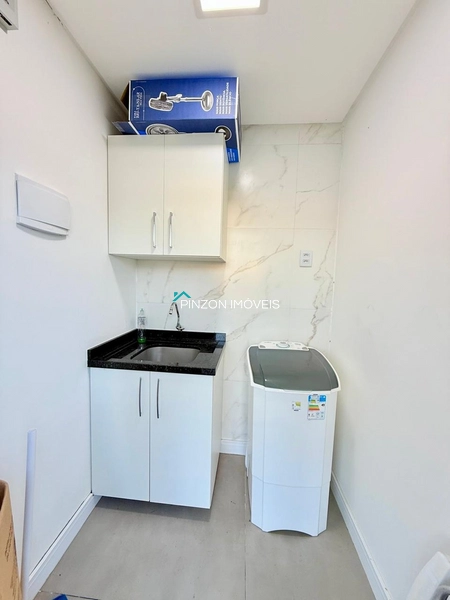 CASA COM PISCINA: 9ª foto da galeria de imagens do imóvel