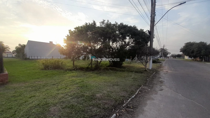 TERRENO ESTRATÉGICO NA INTERPRAIAS SUL — ARROIO DO SAL!: 5ª foto da galeria de imagens do imóvel