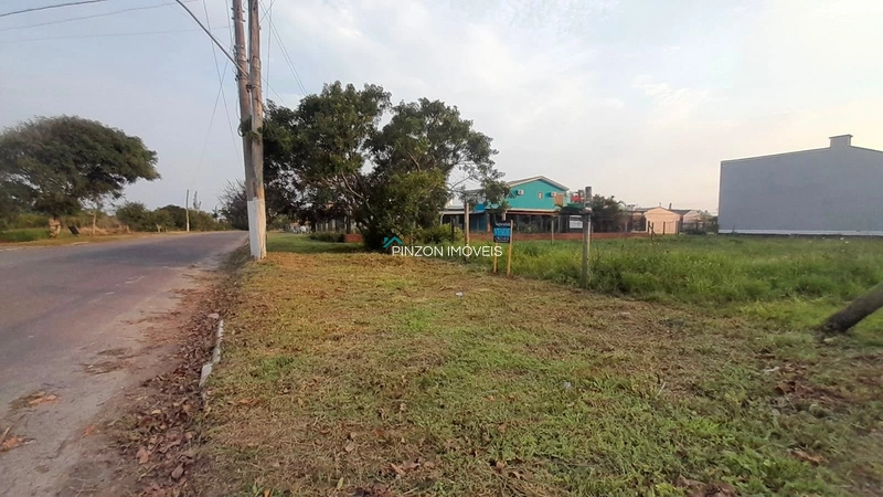TERRENO ESTRATÉGICO NA INTERPRAIAS SUL — ARROIO DO SAL!: 2ª foto da galeria de imagens do imóvel