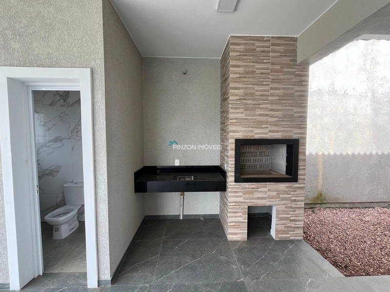 CASA COM PISCINA.: 6ª foto da galeria de imagens do imóvel
