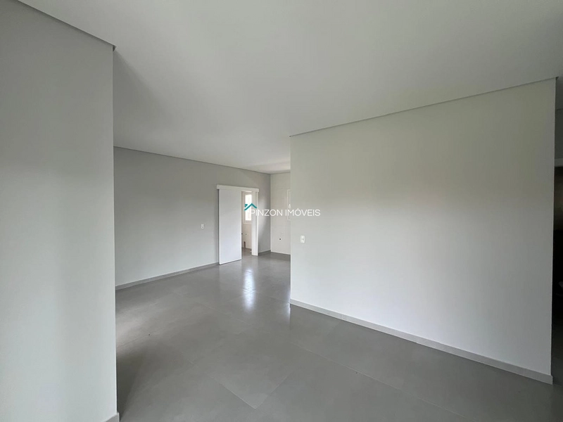 CASA COM PISCINA.: 7ª foto da galeria de imagens do imóvel