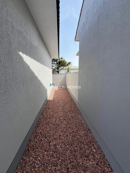 CASA COM PISCINA.: 19ª foto da galeria de imagens do imóvel