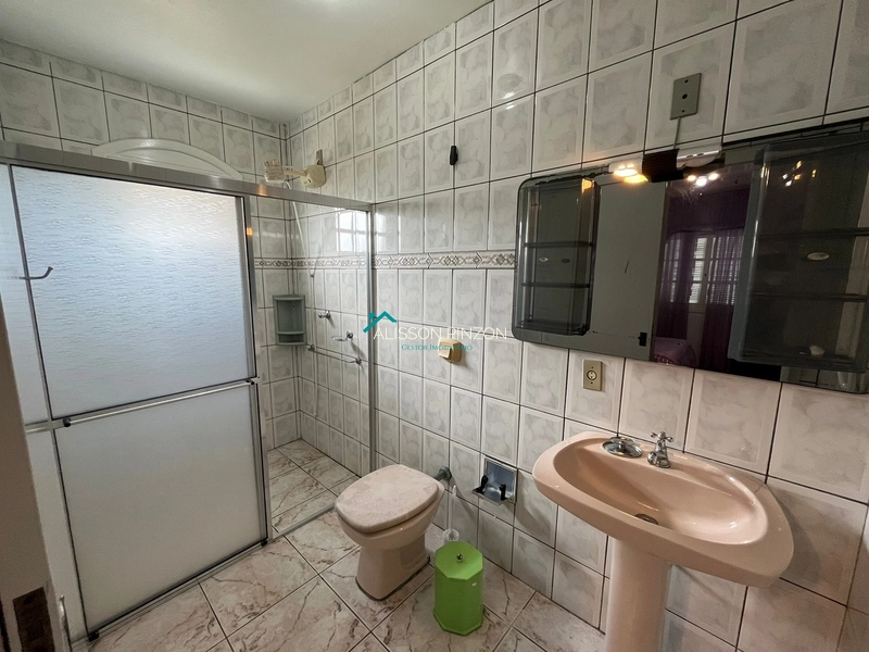 CASA COM 02 TERRENOS A 300 METROS DA PRAIA: 6ª foto da galeria de imagens do imóvel