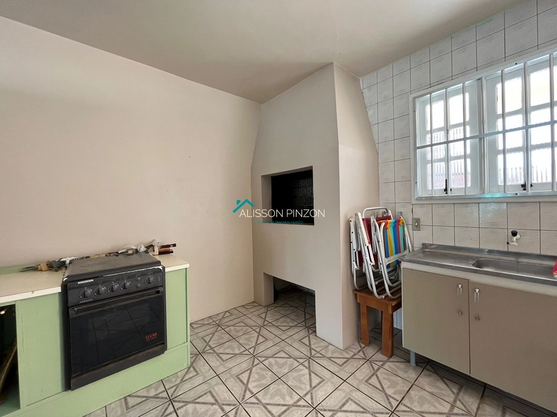 CASA COM 02 TERRENOS A 300 METROS DA PRAIA: 5ª foto da galeria de imagens do imóvel