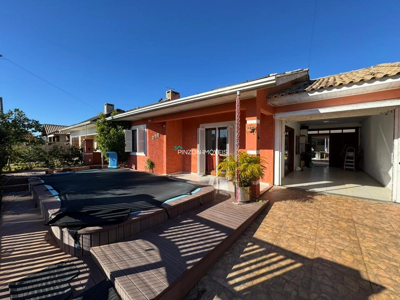 CASA A 250M DO MAR COM PISCINA AQUECIDA: 5ª foto da galeria de imagens do imóvel