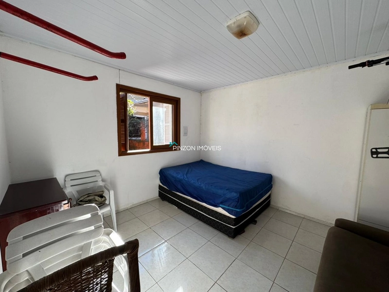 CASA A 250M DO MAR COM PISCINA AQUECIDA: 9ª foto da galeria de imagens do imóvel