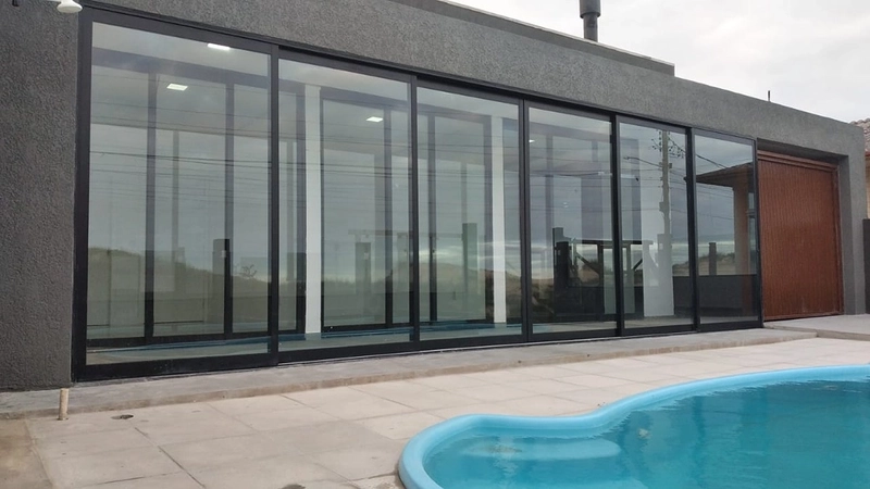 CASA COM VISTA PARA O MAR EM RAINHA DO MAR: 4ª foto da galeria de imagens do imóvel