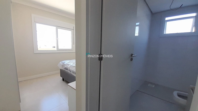 SEJA O PRIMEIRO DONO! APARTAMENTO COM VISTA PARA O MAR, AMPLO TERRAÇO E INFRAESTRUTURA COMPLETA EM ARROIO DO SAL!: 11ª foto da galeria de imagens do imóvel