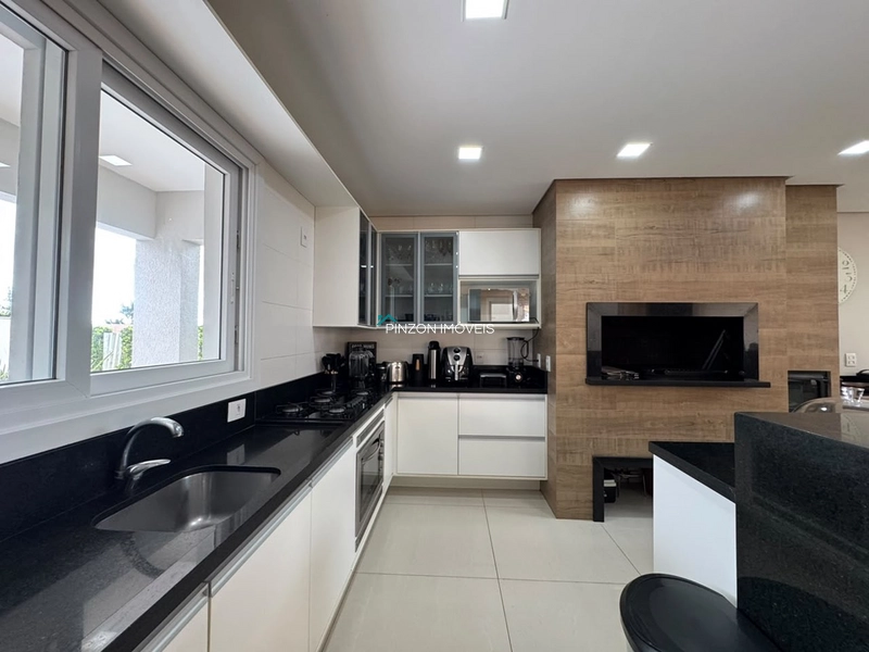 CASA COM PISCINA NO CONDOMÍNIO ATLÂNTICO VILLAS CLUBE: 4ª foto da galeria de imagens do imóvel