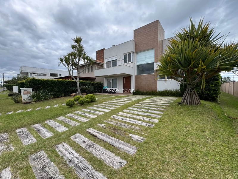CASA COM PISCINA NO CONDOMÍNIO ATLÂNTICO VILLAS CLUBE: 2ª foto da galeria de imagens do imóvel