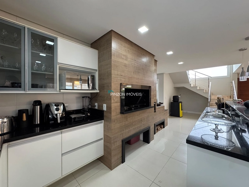 CASA COM PISCINA NO CONDOMÍNIO ATLÂNTICO VILLAS CLUBE: 15ª foto da galeria de imagens do imóvel