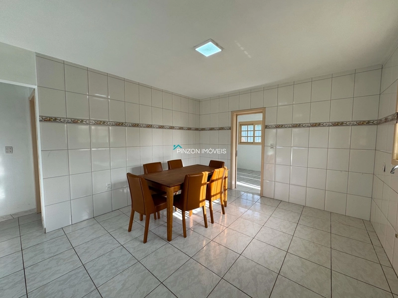 CASA NA AV. ATLÂNTIDA PRÓXIMA DA PRAIA: 11ª foto da galeria de imagens do imóvel