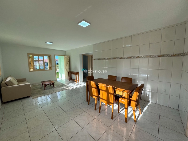 CASA NA AV. ATLÂNTIDA PRÓXIMA DA PRAIA: 13ª foto da galeria de imagens do imóvel