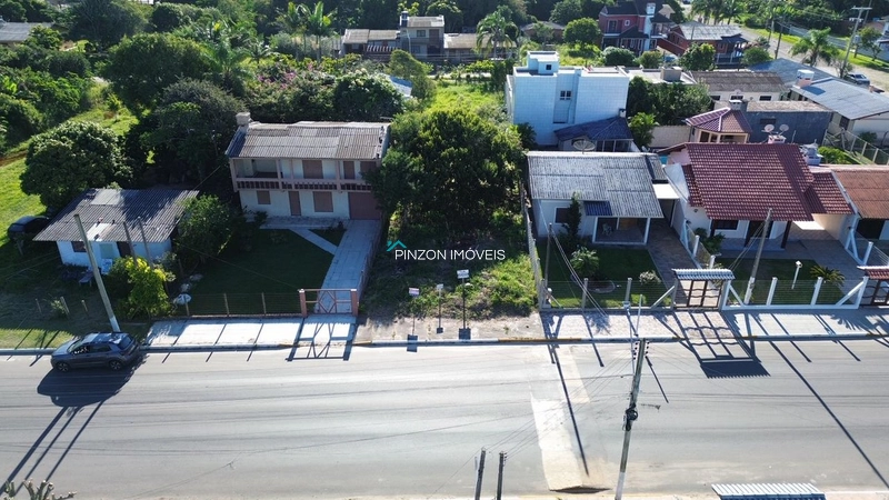 Terreno com potencial comercial ao lado do centro de Arroio do Sal!!!: 4ª foto da galeria de imagens do imóvel