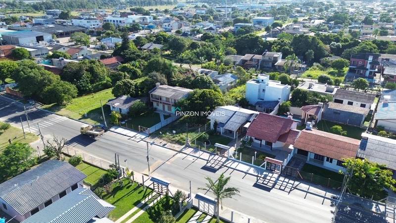Terreno com potencial comercial ao lado do centro de Arroio do Sal!!!: 3ª foto da galeria de imagens do imóvel