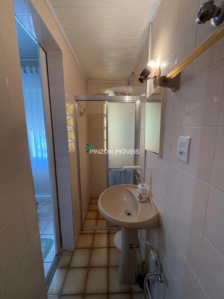CASA COM PISCINA E DOIS TERRENOS.: 21ª foto da galeria de imagens do imóvel