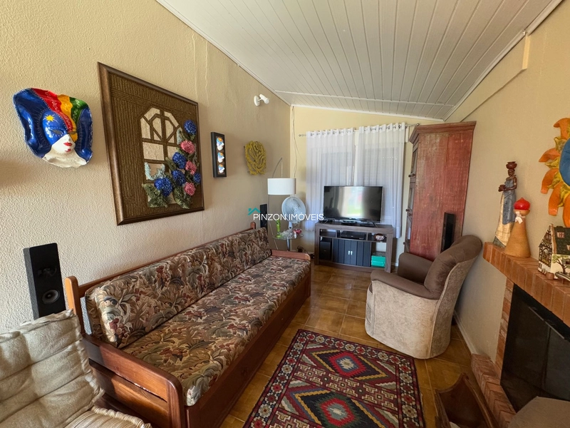 CASA COM PISCINA E DOIS TERRENOS.: 29ª foto da galeria de imagens do imóvel