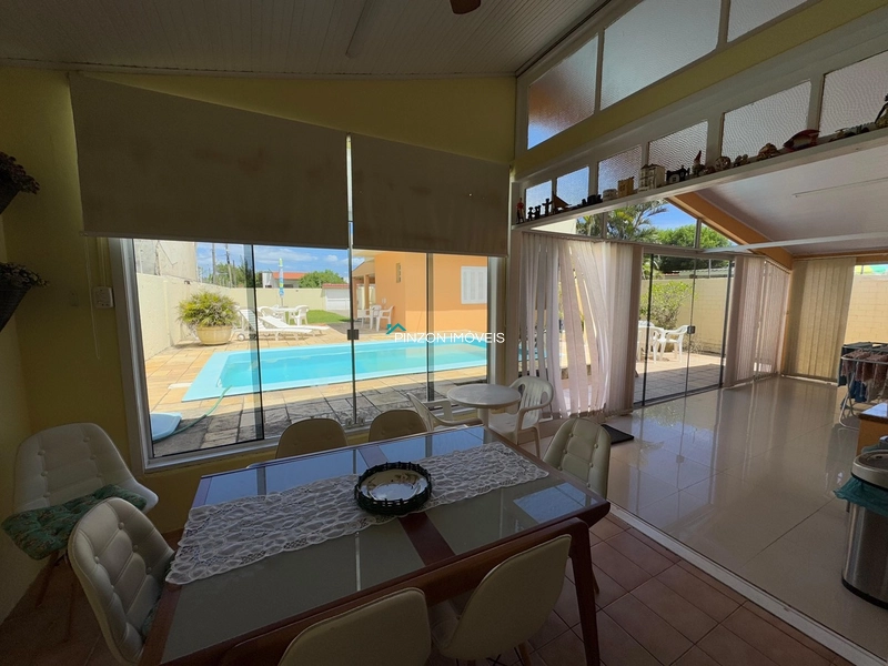 CASA COM PISCINA E DOIS TERRENOS.: 12ª foto da galeria de imagens do imóvel