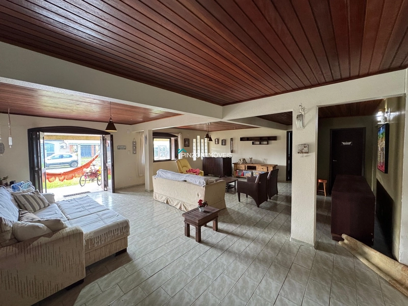 Casa com 02 terrenos a 150m da praia.: 14ª foto da galeria de imagens do imóvel